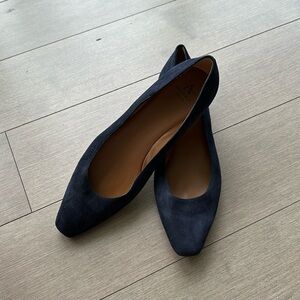 Aquatalia suede navy Marcella